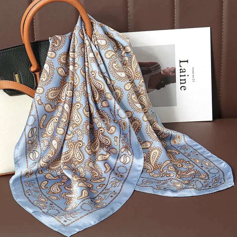 Carré en Soie 100%Luxe - 10 Façons de le Porter (Cheveux, Sac, Décolleté) Bodyssayy.